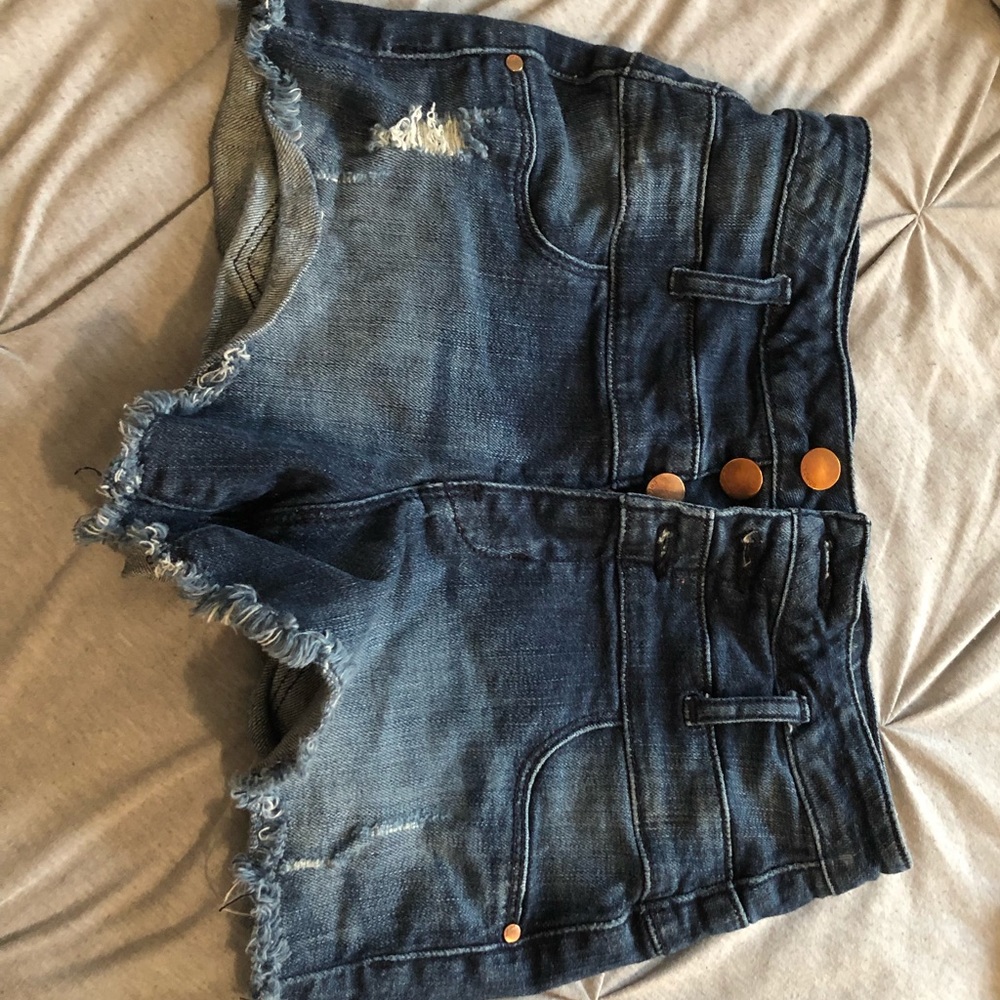 Refuge Jean Shorts